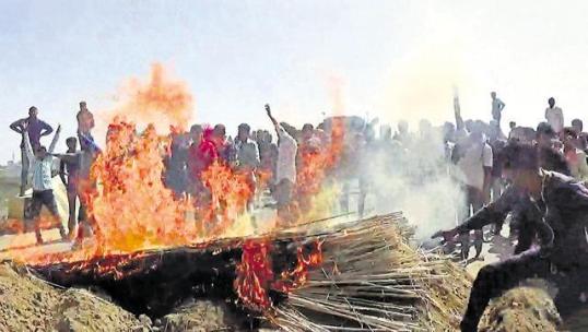 jat-agitation-in-bharatpur-photo-ht_c01ad166-d954-11e5-8f04-fd2ff5cc0eae